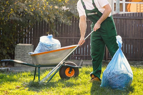 Cost of Yard Cleaning in Owensboro