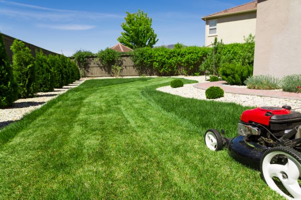 Cost of Residential Lawn Mowing in Owensboro